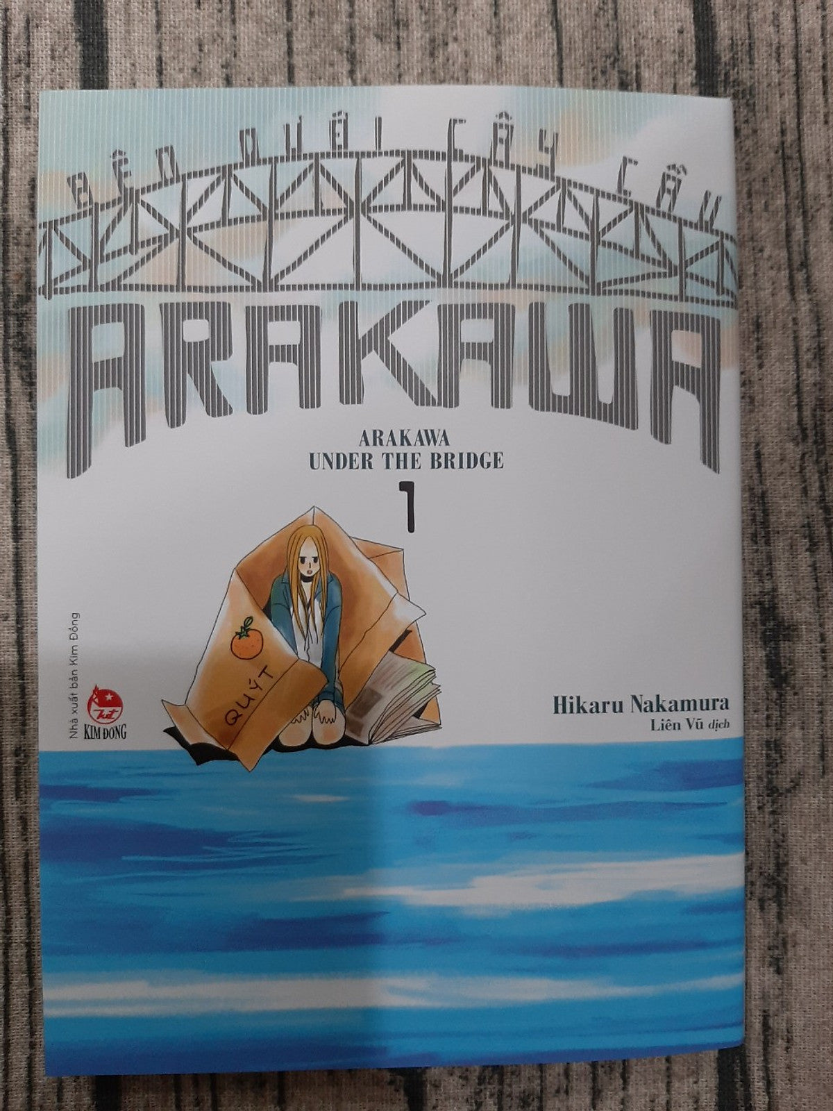 Bên Dưới Cây Cầu Arakawa - Tập 1