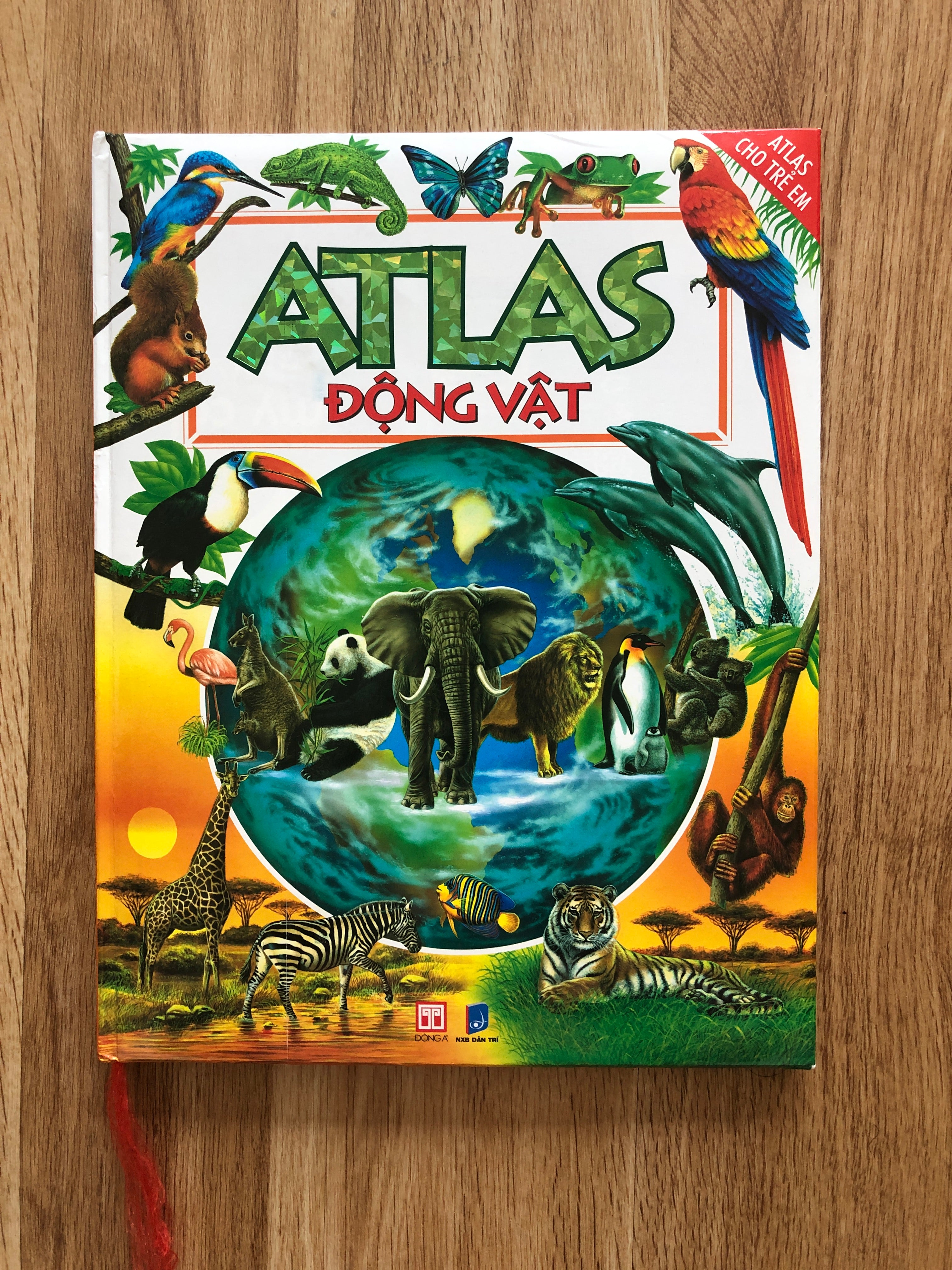 Atlas động vật - Thuộc dự án sách cho tặng